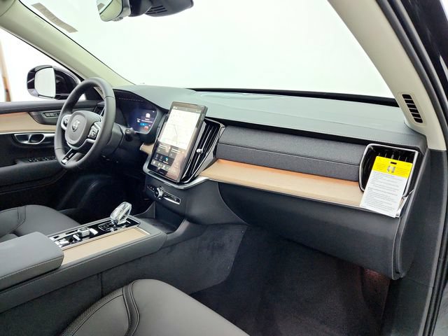 New 2026 Volvo XC90 B6 Plus w/ Protection Package AWD/4WD image 13