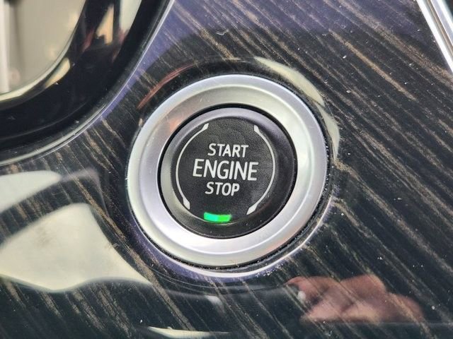 Used 2022 Cadillac XT6 Premium Luxury AWD/4WD image 19