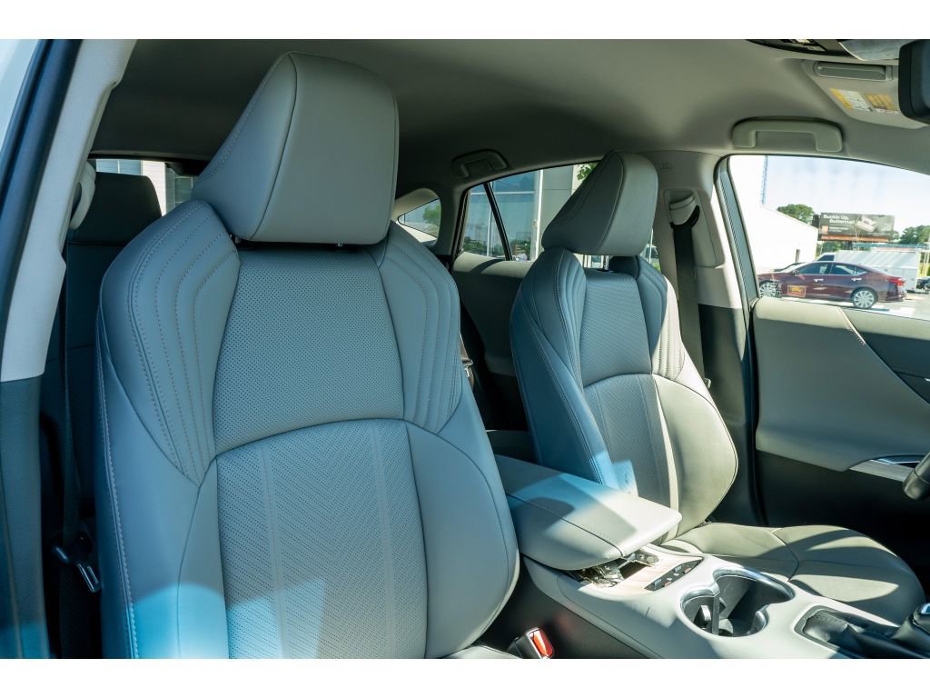 Used 2021 Toyota Venza Limited w/ Advanced Technology Package AWD/4WD image 19