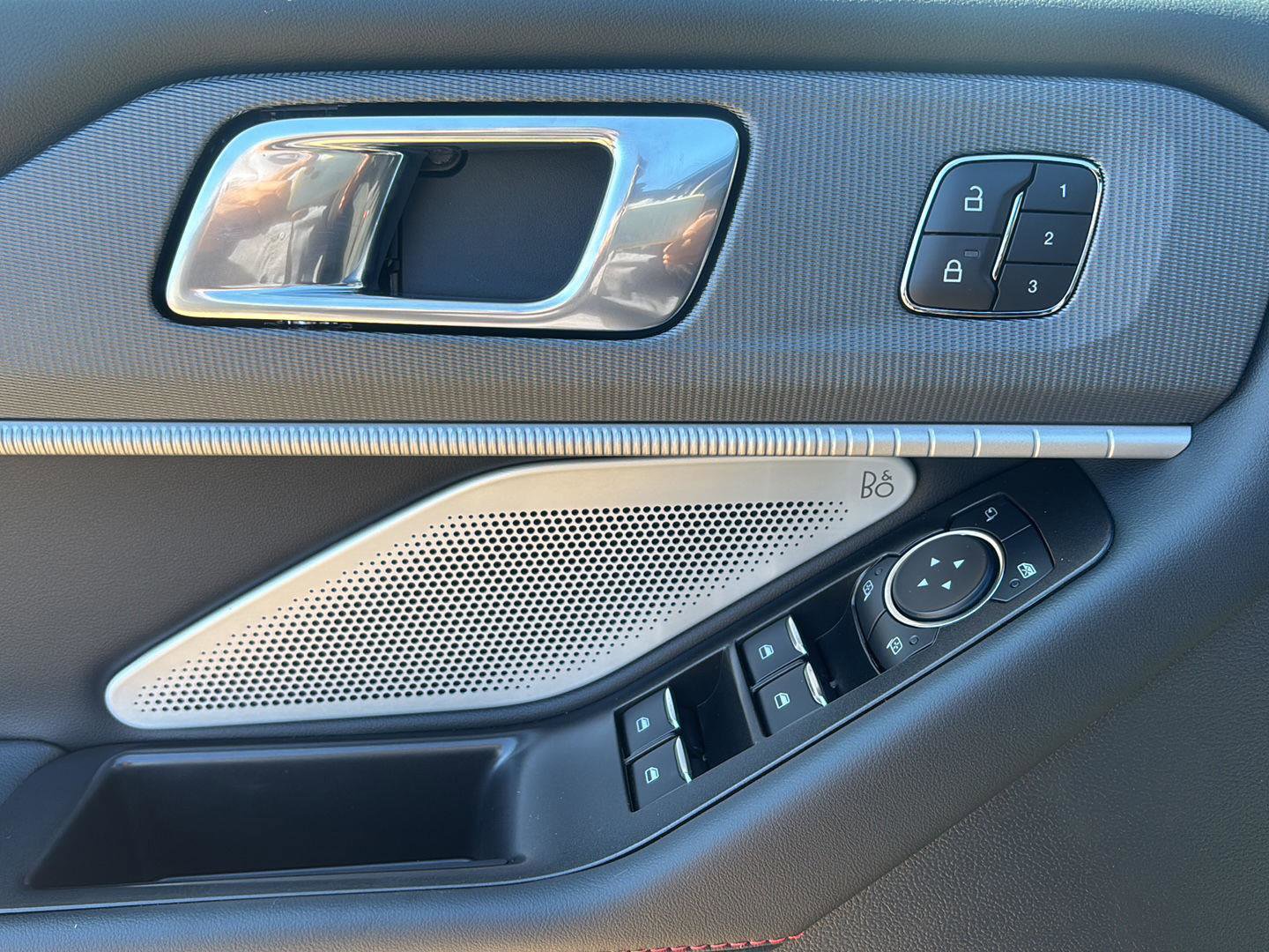 New 2026 Ford Explorer ST w/ Sun And Sound Package image 15