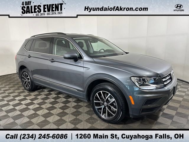 Used 2021 Volkswagen Tiguan SE image 1
