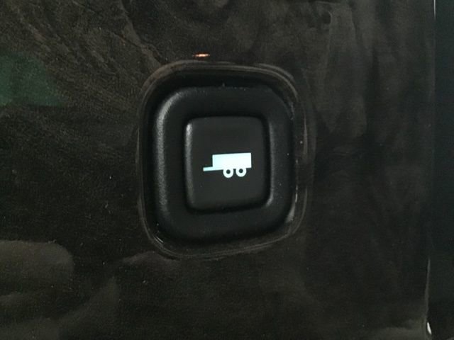 Used 2023 Chevrolet Express 2500 image 33