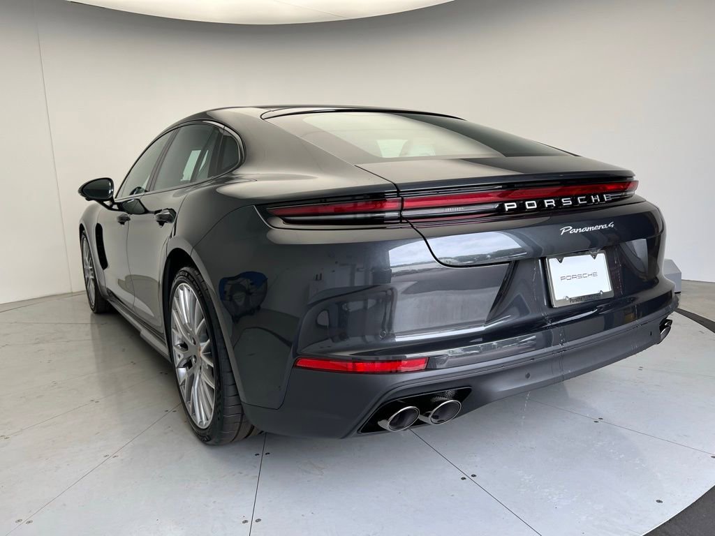 New 2025 Porsche Panamera image 3