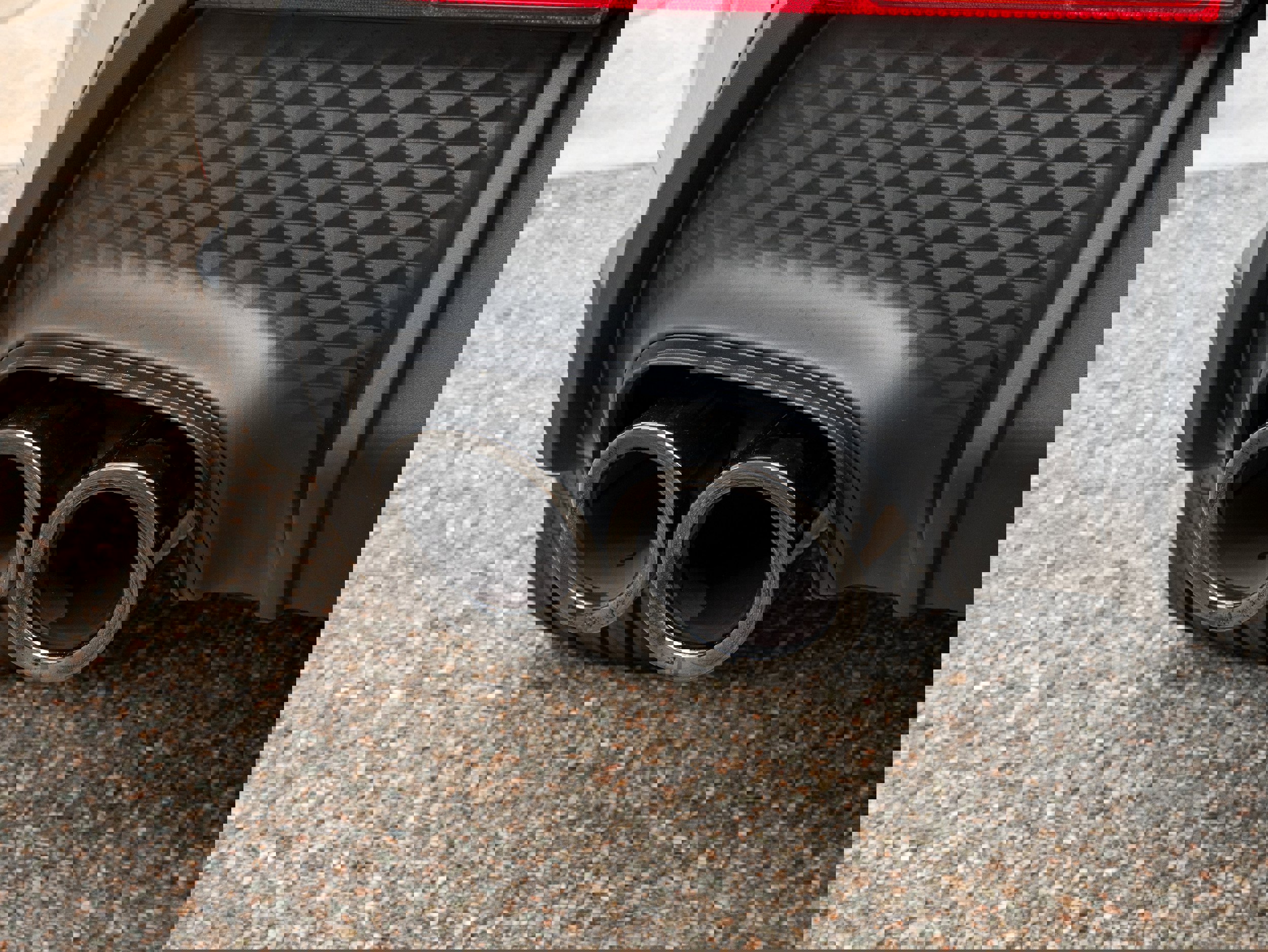 New 2026 Porsche Macan Turbo image 20