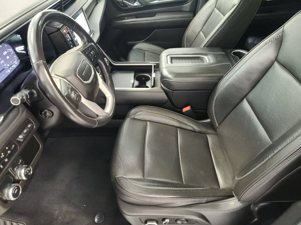 Used 2022 GMC Yukon Denali RWD image 12