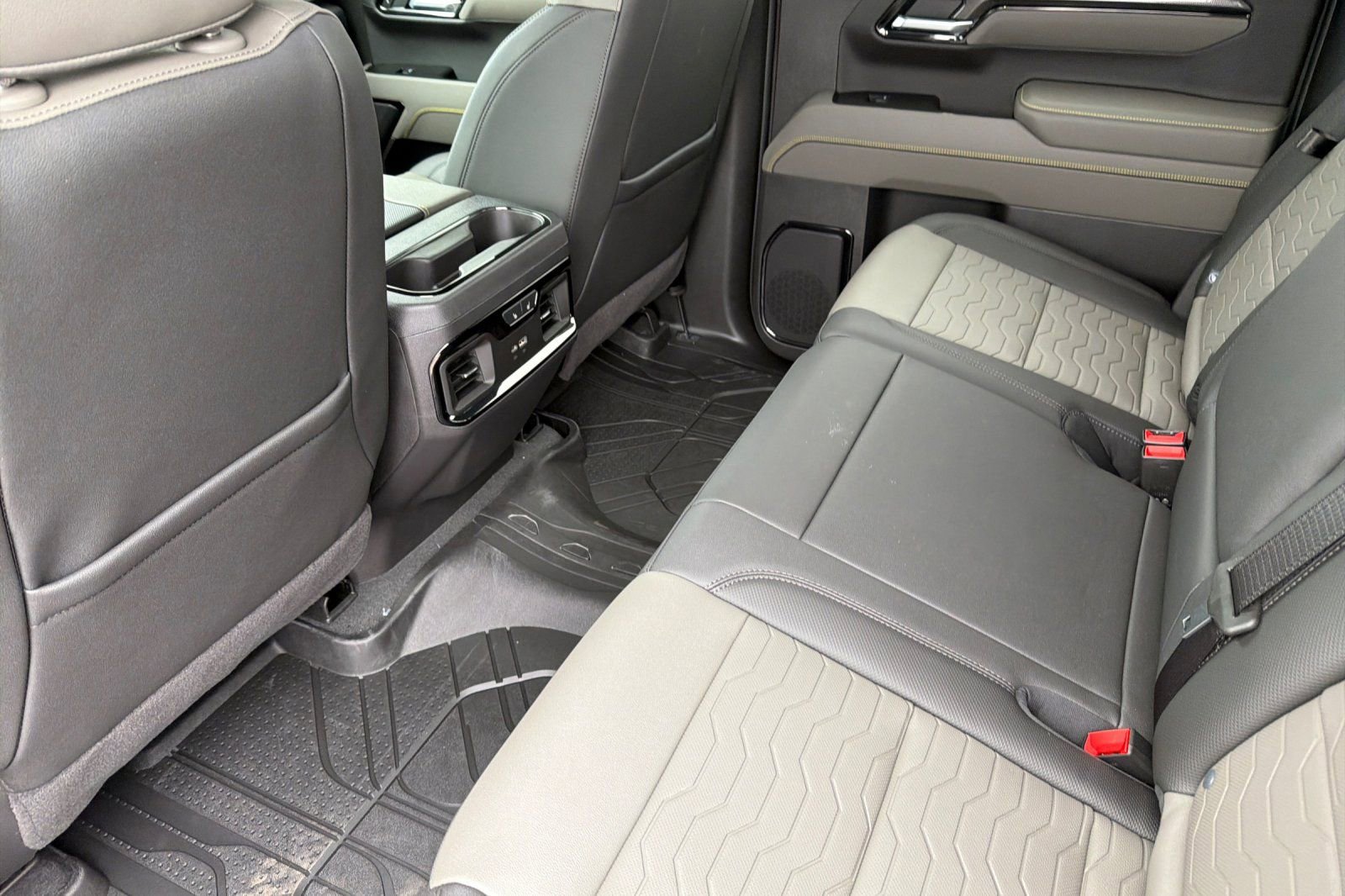 Used 2026 Chevrolet Silverado 1500 ZR2 image 12