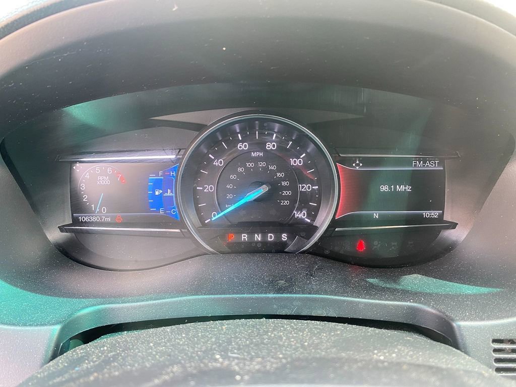 Used 2017 Ford Explorer XLT w/ Equipment Group 202A image 18