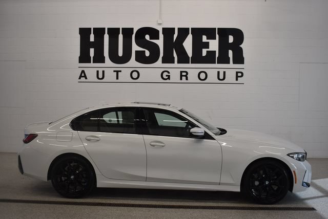 New 2026 BMW 330i xDrive Sedan w/ M Sport Package AWD/4WD image 2