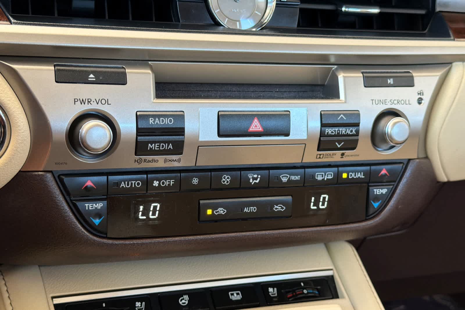 Used 2016 Lexus ES 350 w/ Luxury Package w/Wood Trim FWD image 21