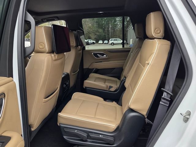 Used 2021 Chevrolet Tahoe Premier w/ Premium Package image 11