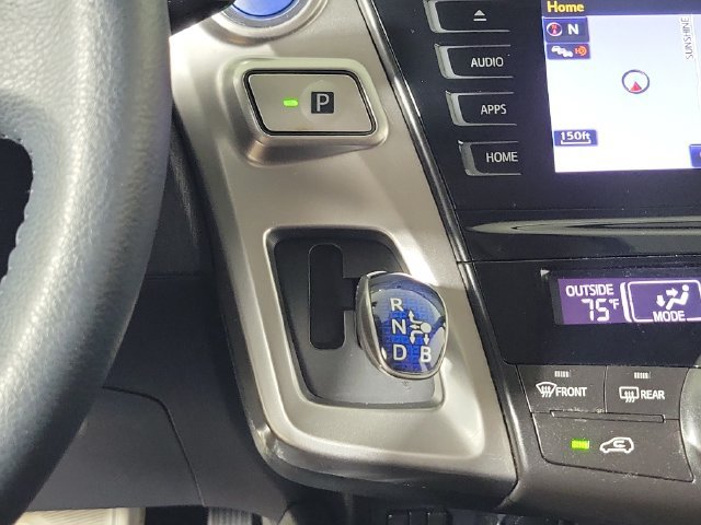 Used 2015 Toyota Prius V Four FWD image 31
