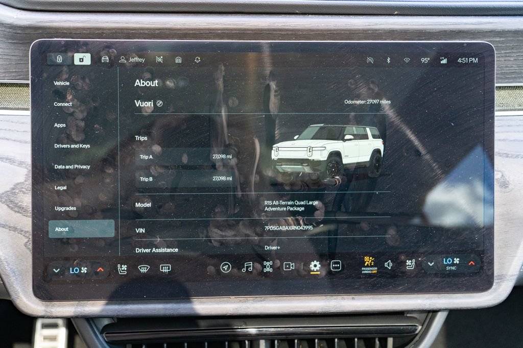 Used 2024 Rivian R1S Adventure AWD/4WD image 15