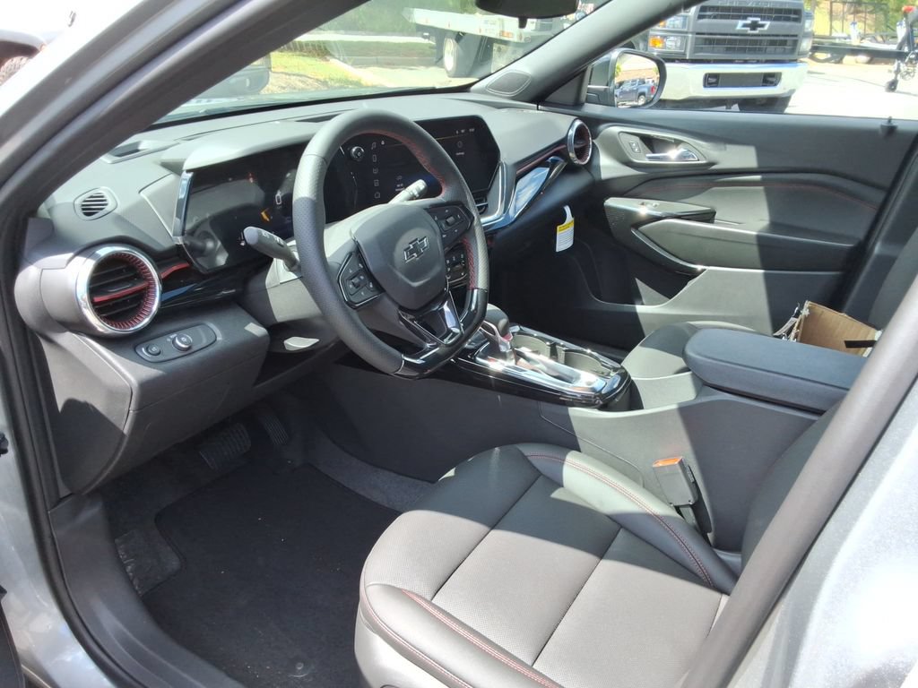 New 2026 Chevrolet Trax RS w/ Sunroof Package FWD image 20