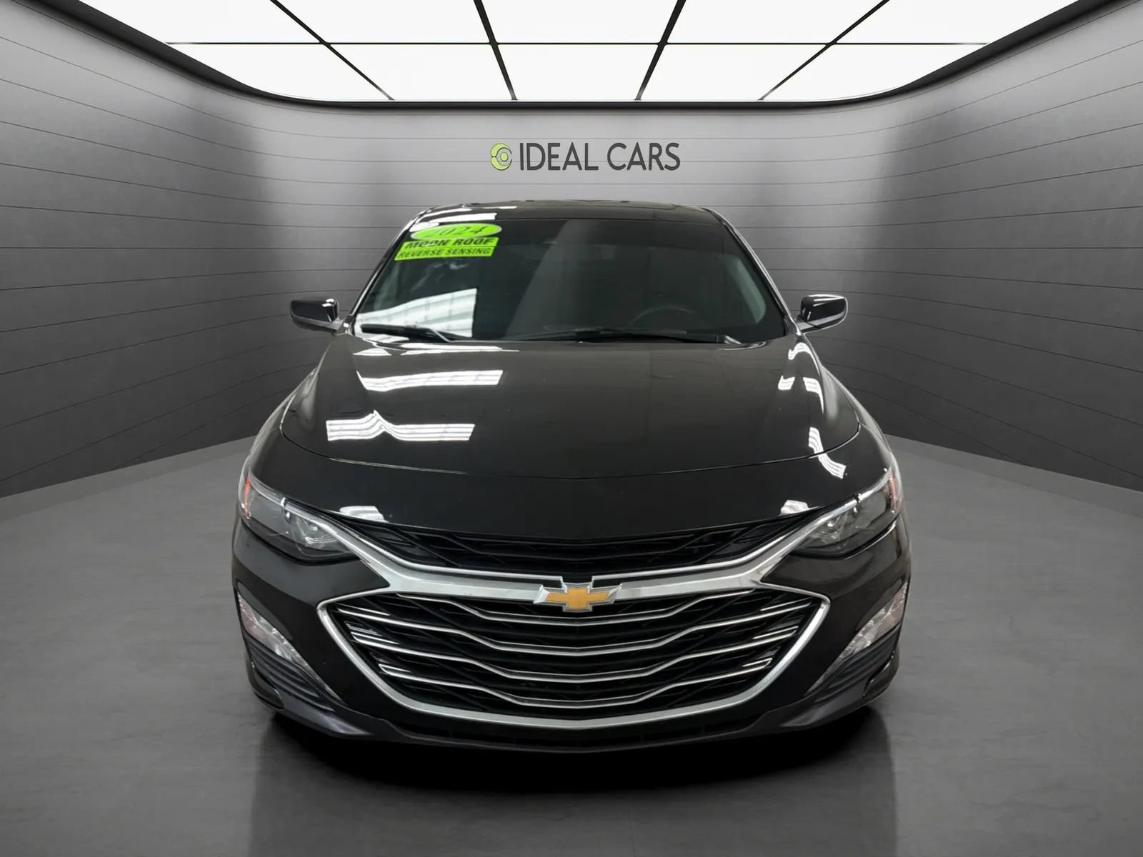 Used 2024 Chevrolet Malibu LT FWD image 2