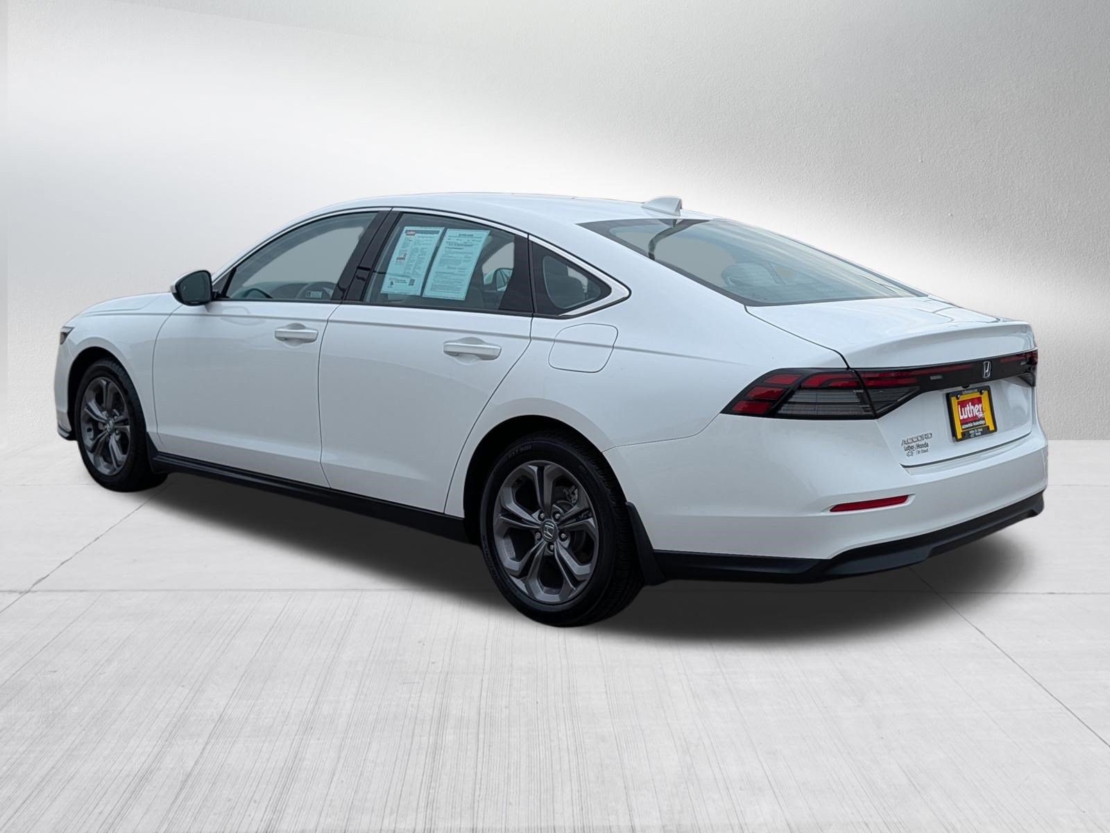 Used 2024 Honda Accord EX image 5