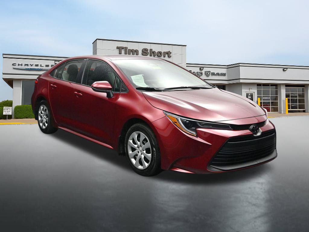 Used 2026 Toyota Corolla LE FWD image 7
