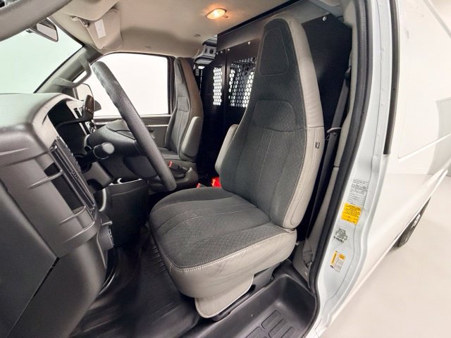 Certified 2025 GMC Savana 2500 w/ Driver Convenience Package RWD image 7