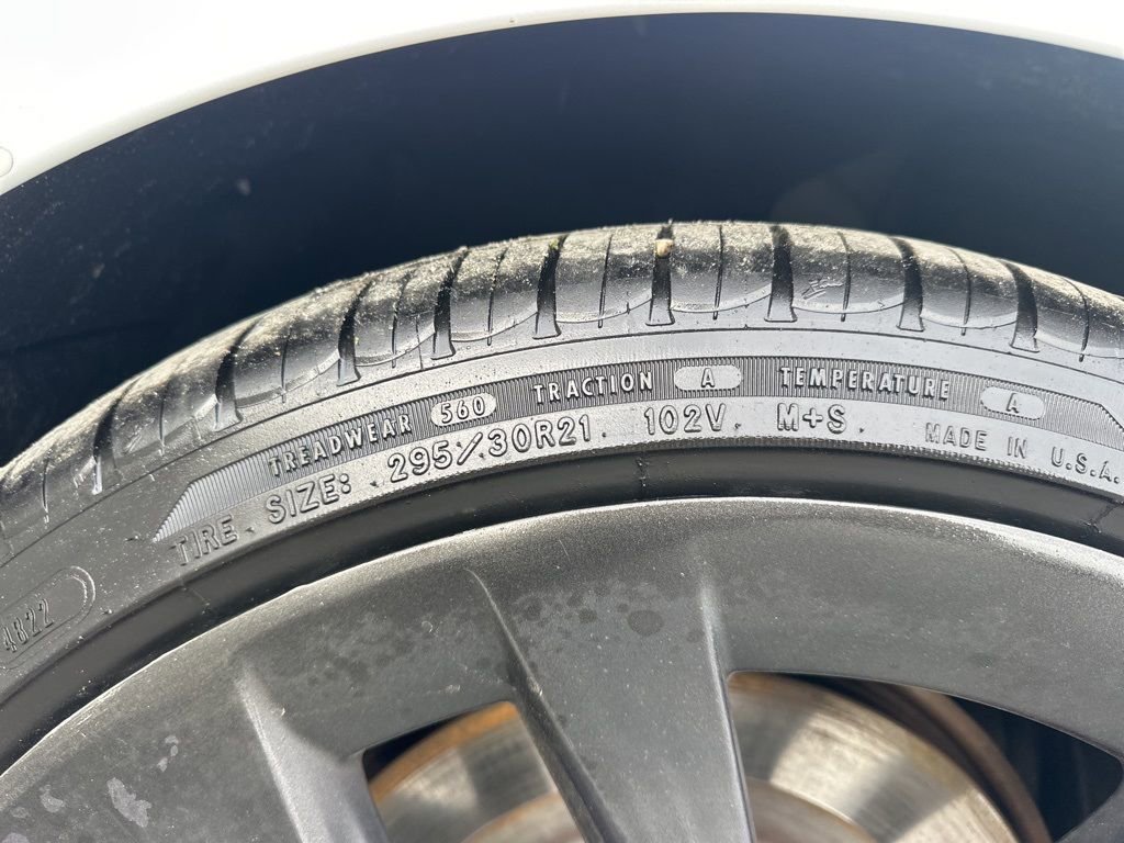 Used 2021 Tesla Model S Plaid image 35