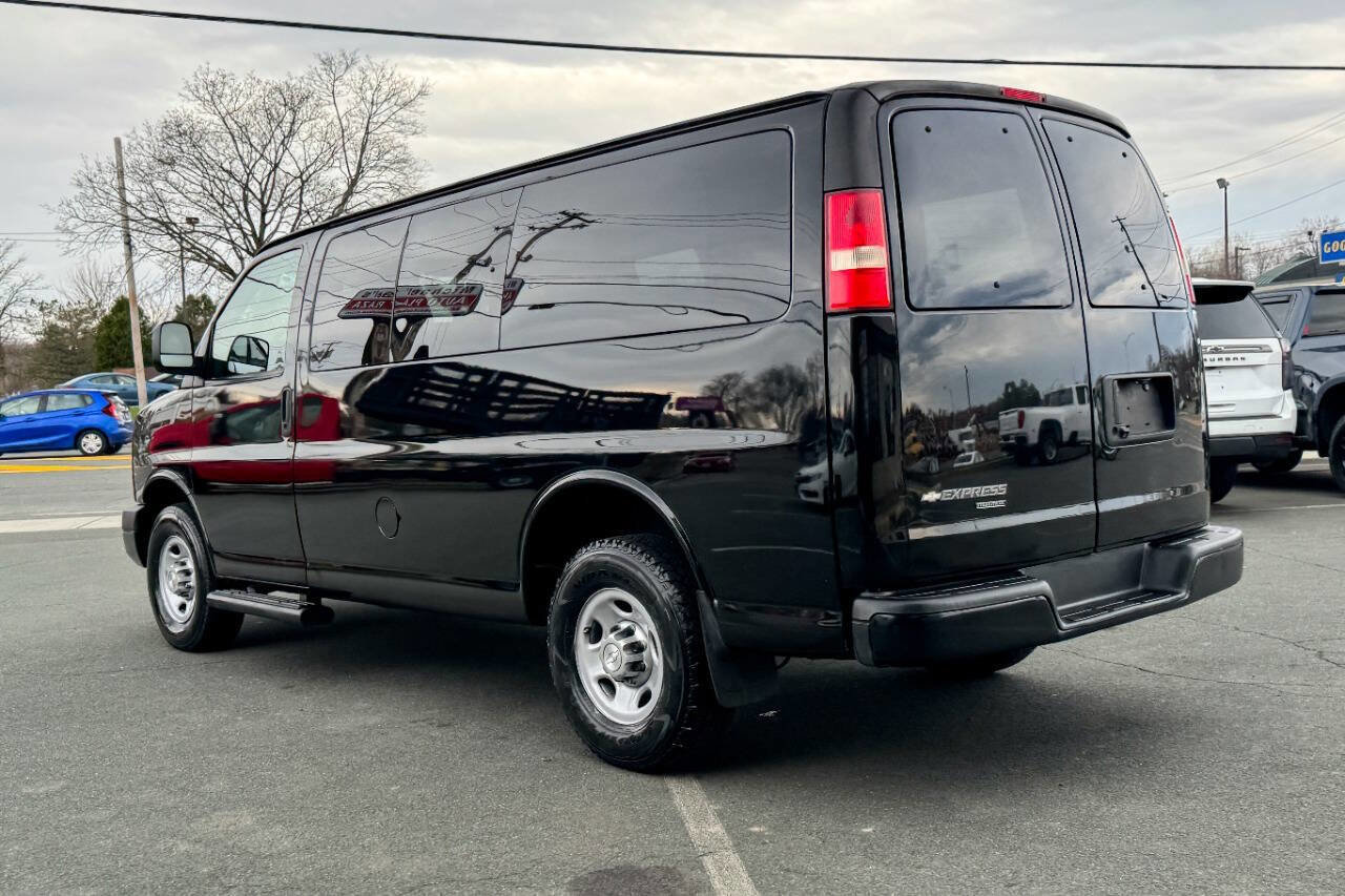 Used 2014 Chevrolet Express 2500 LS RWD image 6