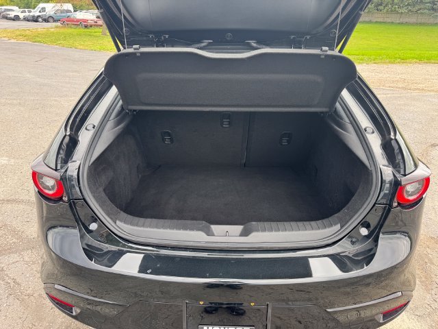 Used 2025 MAZDA MAZDA3 s Sport FWD image 17