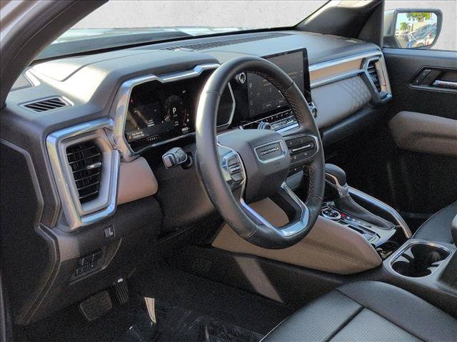 Used 2024 GMC Canyon Denali AWD/4WD image 10