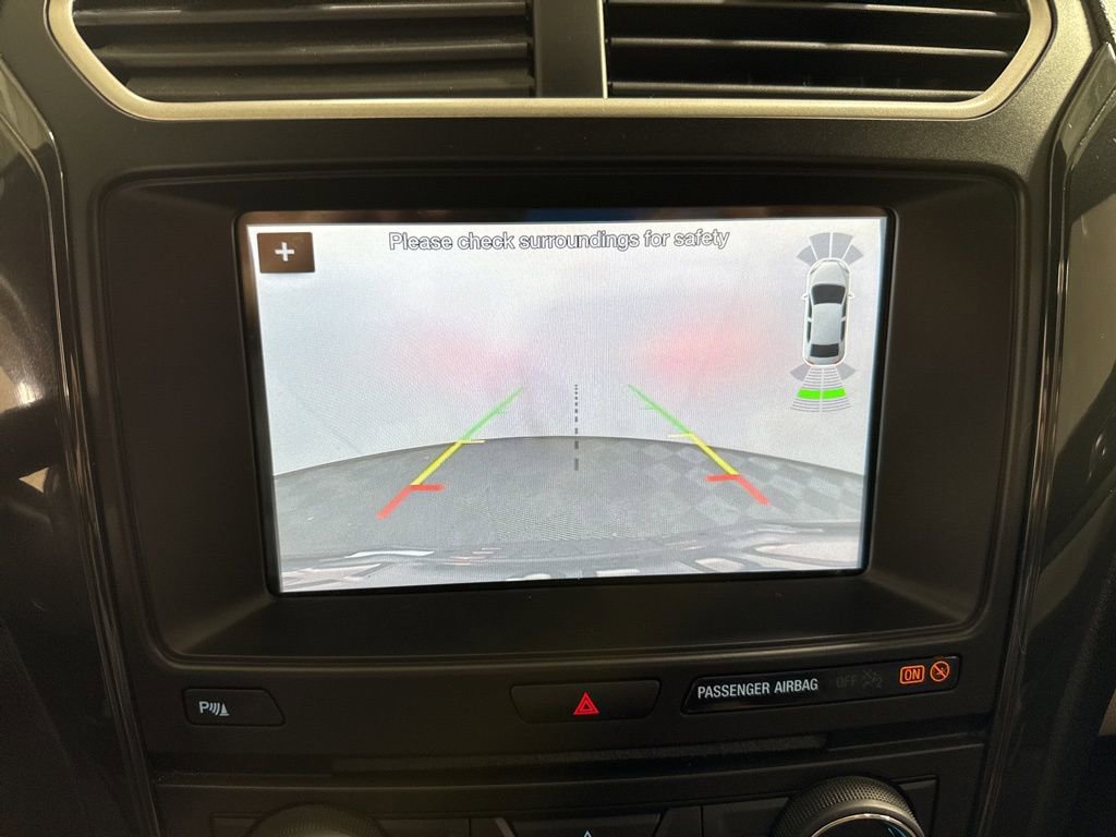 Used 2018 Ford Explorer XLT w/ Equipment Group 202A FWD image 32