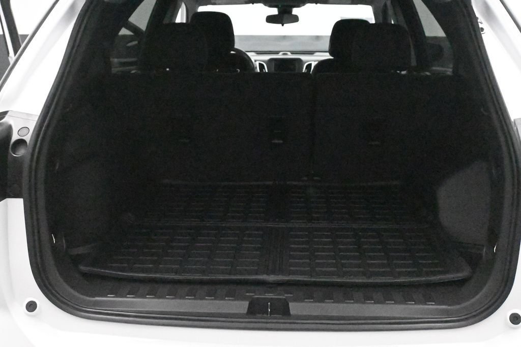 Used 2024 Chevrolet Equinox LS w/ LS Convenience Package FWD image 15