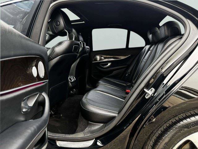 Used 2019 Mercedes-Benz E 300 w/ Premium 1 Package image 33