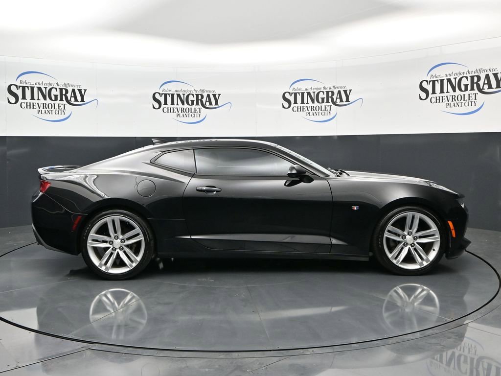 Used 2016 Chevrolet Camaro LT w/ RS Package image 8