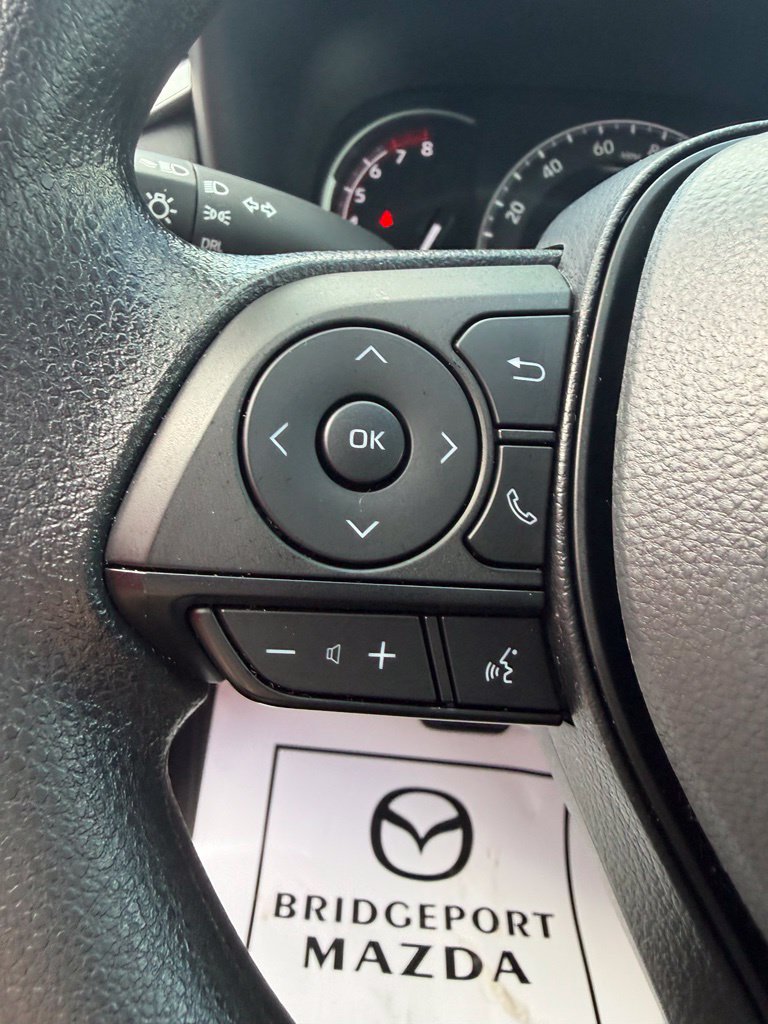 Used 2025 Toyota RAV4 LE AWD/4WD image 23