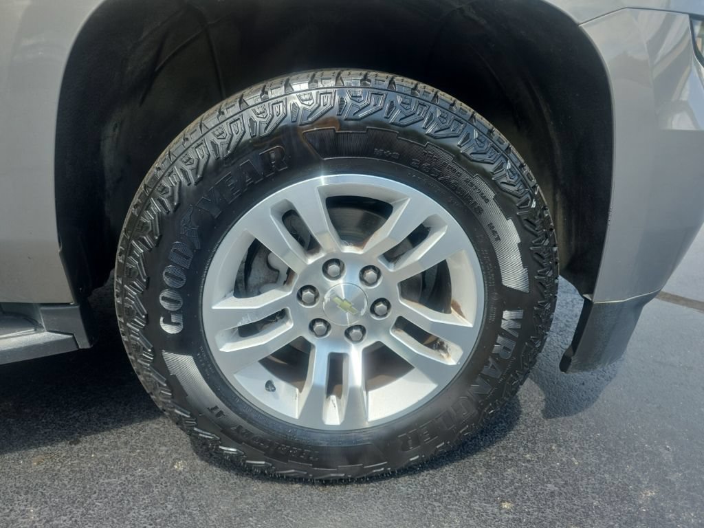 Used 2017 Chevrolet Tahoe LT AWD/4WD image 9