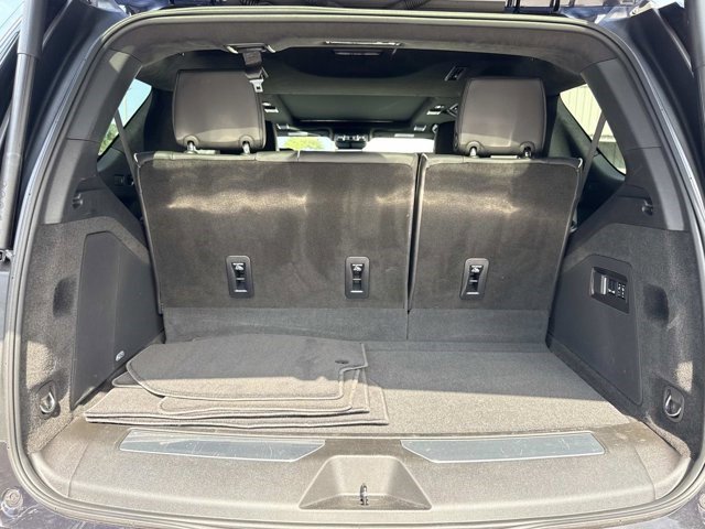 Certified 2025 Cadillac Escalade Premium Luxury Platinum image 11