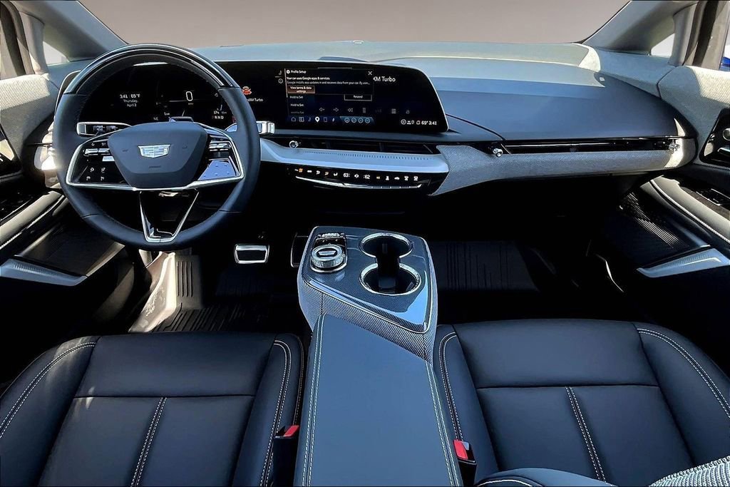 New 2026 Cadillac Optiq Luxury 1 image 5