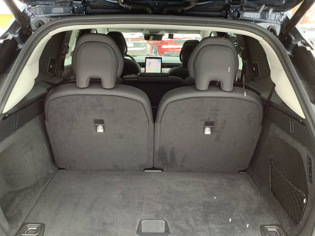 New 2025 Volvo EX90 Ultra image 16