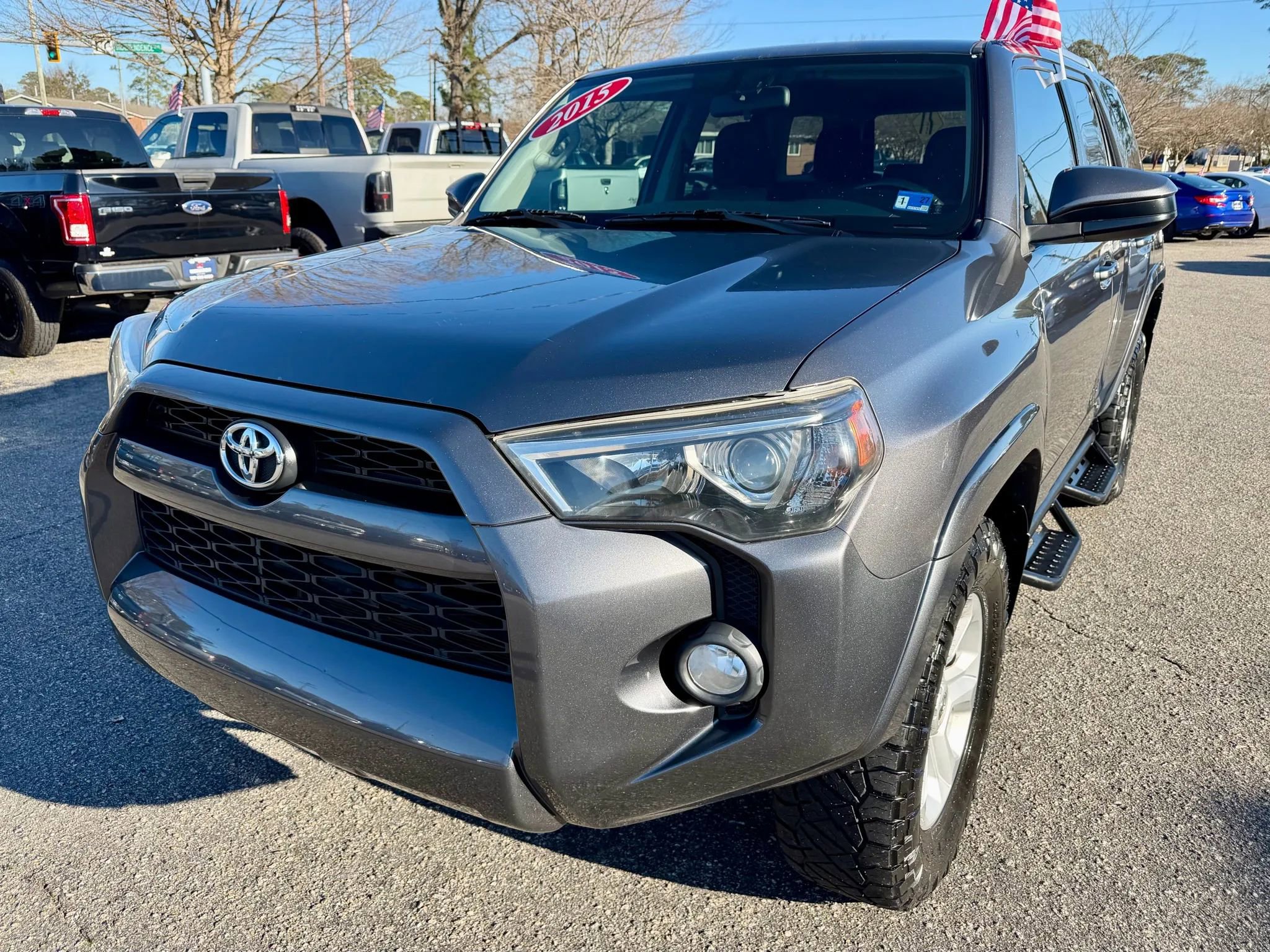 Used 2015 Toyota 4Runner SR5 AWD/4WD image 1