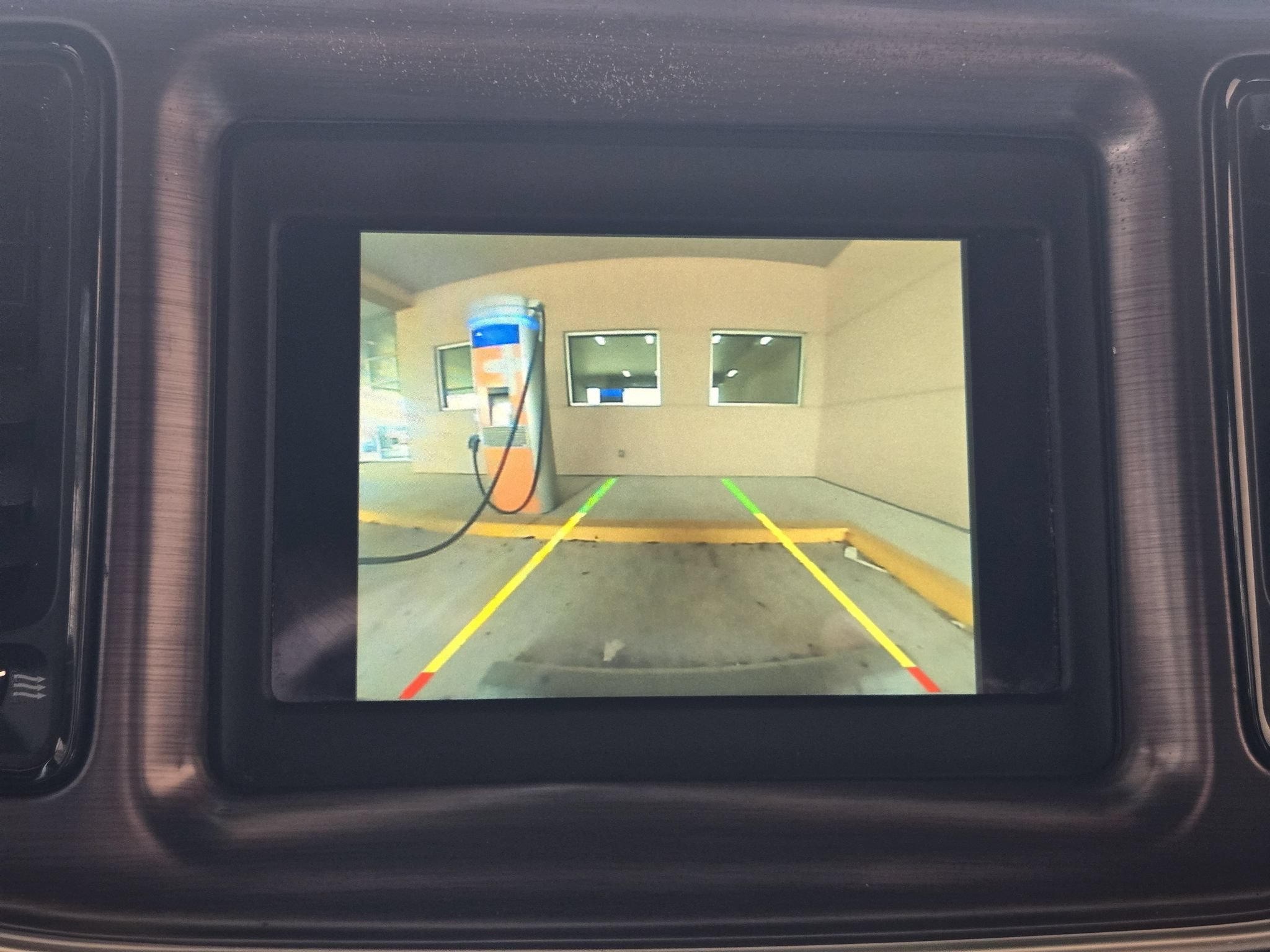 Used 2018 Dodge Challenger SXT RWD image 17