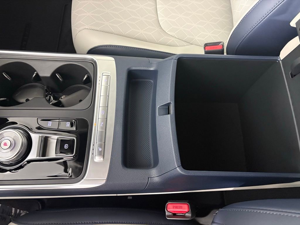 New 2026 Kia Carnival EX image 32