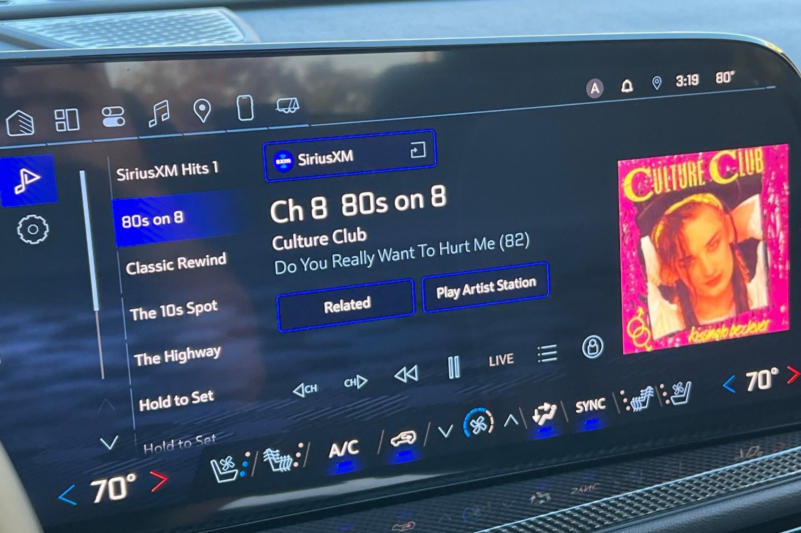 Certified 2025 Chevrolet Traverse High Country w/ LPO, Floor Liner Package image 24