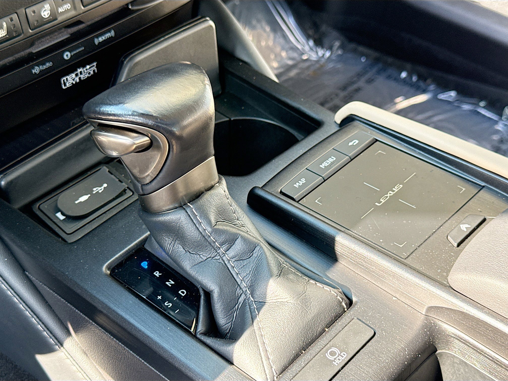 Used 2019 Lexus ES 350 w/ Accessory Package image 12