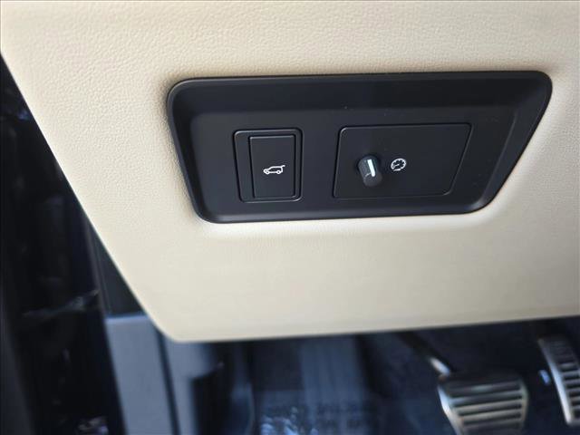 Certified 2022 Land Rover Range Rover Westminster Edition image 26