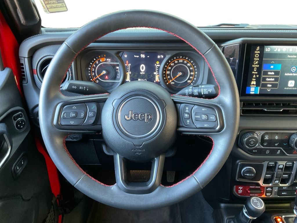 Used 2024 Jeep Wrangler Unlimited Rubicon w/ Technology Group image 17