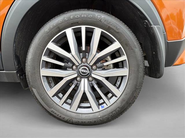 Used 2024 Nissan Kicks SV FWD image 9