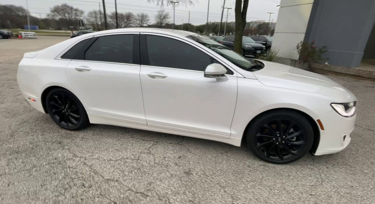 Used 2020 Lincoln MKZ Reserve w/ Monochromatic Package image 13