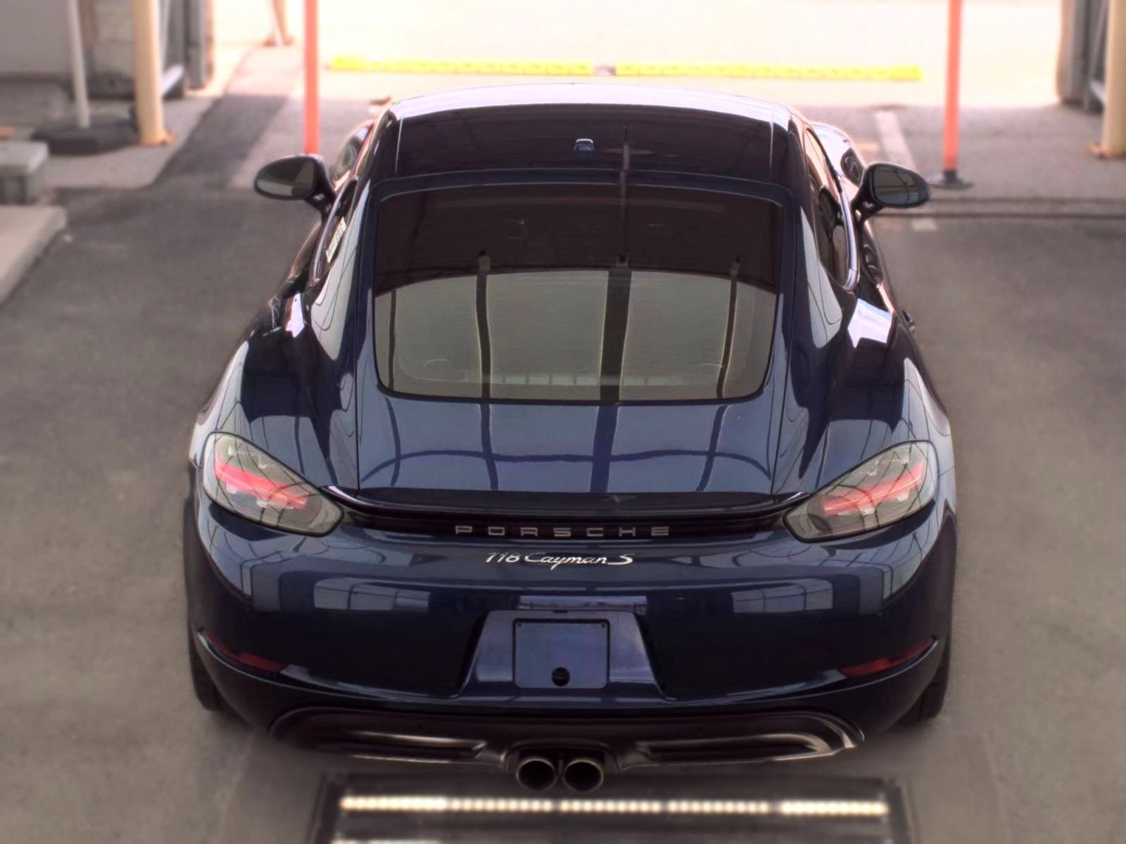 Used 2022 Porsche 718 Cayman S RWD image 4