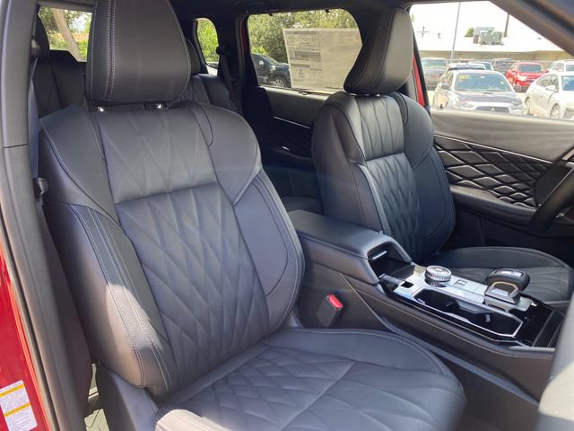 New 2026 Mitsubishi Outlander 4WD Plug-In Hybrid image 9