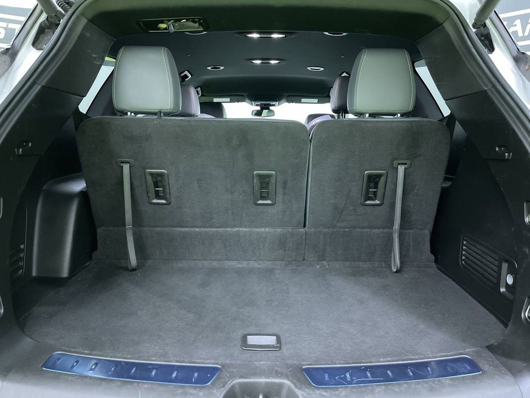 Used 2023 Buick Enclave Essence FWD image 27