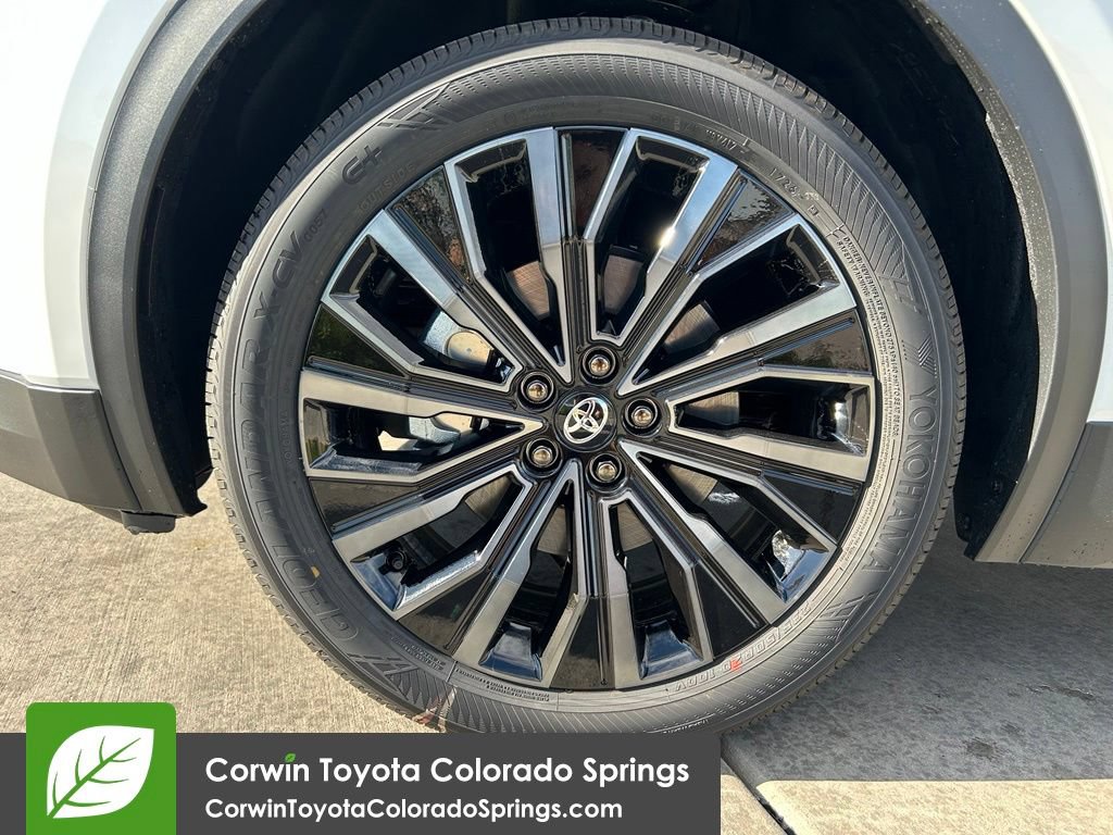 New 2026 Toyota C-HR AWD/4WD image 32