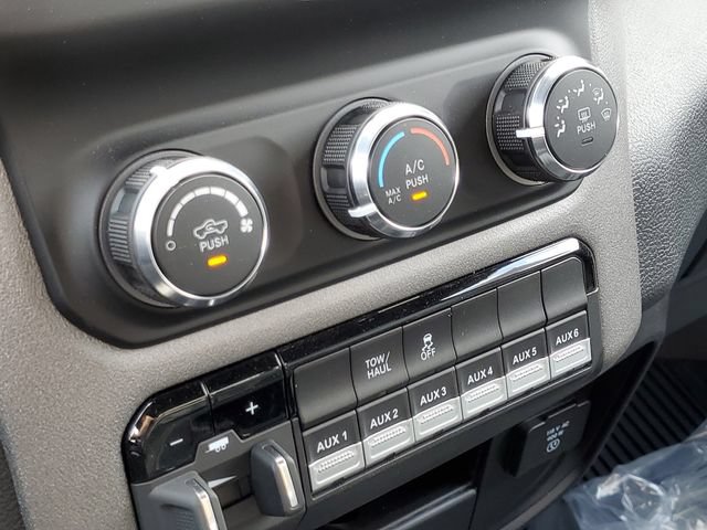 Used 2024 RAM 3500 Tradesman AWD/4WD image 18