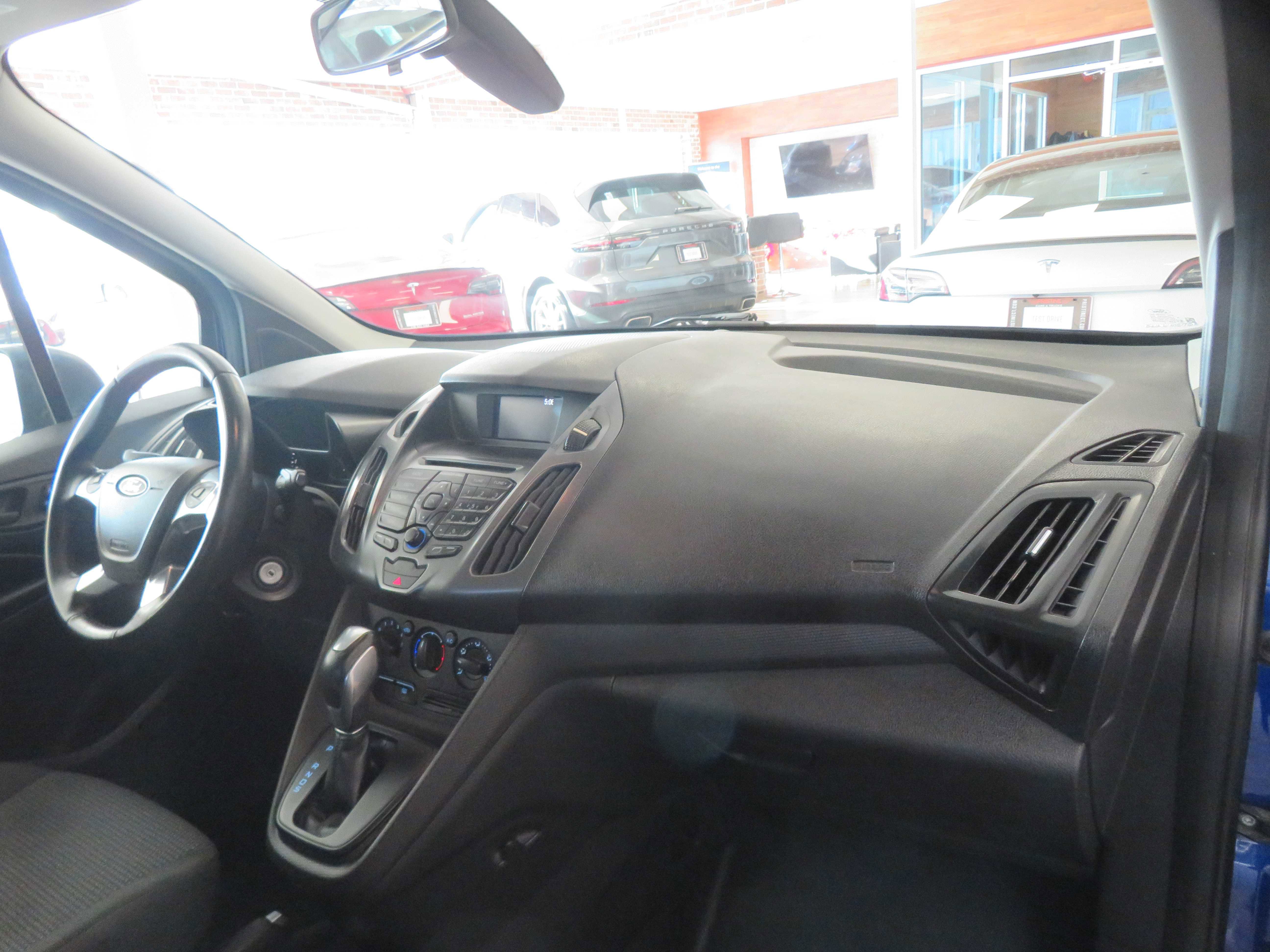 Used 2016 Ford Transit Connect XL image 25