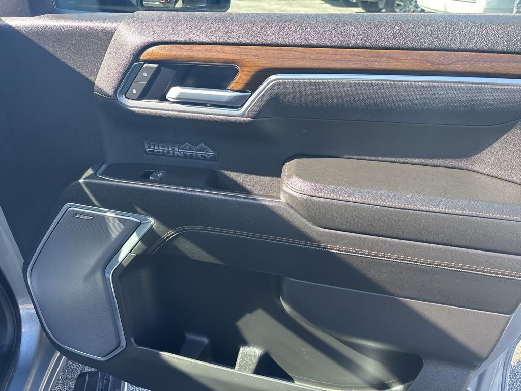 Used 2025 Chevrolet Silverado 1500 High Country image 43